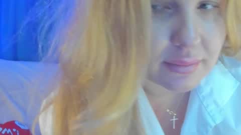Snapshot of jansylines chatting on December 29, 2:42 pm JansyLines online show from December 29, 2:42 pm