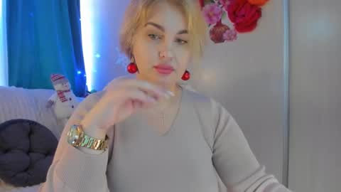 Snapshot of jansylines chatting on January 5, 11:15 am JansyLines online show from January 5, 11:15 am