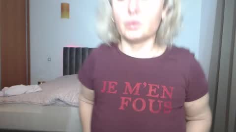 jaqueline88 online show from January 22, 5:59 am