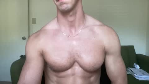 Snapshot of jared_cam chatting on May 15, 1:07 pm jared_cam online show from May 15, 1:07 pm