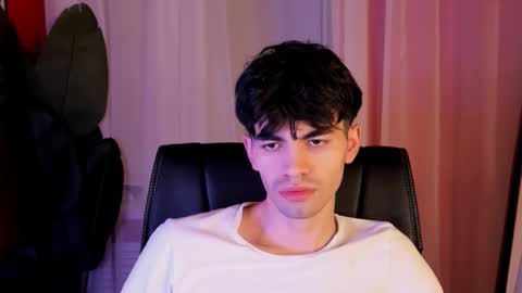 Jaremy online show from November 18, 4:17 am