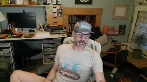 Snapshot of jareth_returns chatting on July 1, 1:51 am jareth_returns online show from July 1, 1:51 am