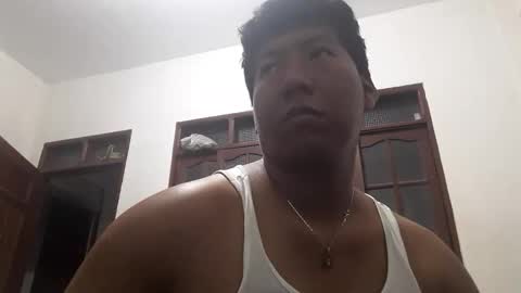 Snapshot of jariop147 chatting on April 20, 4:15 am Jairo online show from April 20, 4:15 am