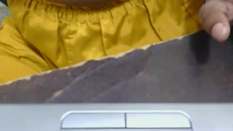 Snapshot of jasmeen_love143 chatting on April 26, 8:56 am jasmeen online show from April 26, 8:56 am