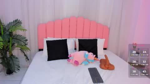 Snapshot of jasmin_evano29 chatting on June 19, 5:28 pm online show from June 19, 5:28 pm