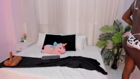 Snapshot of jasmin_evano29 chatting on July 8, 5:50 pm online show from July 8, 5:50 pm