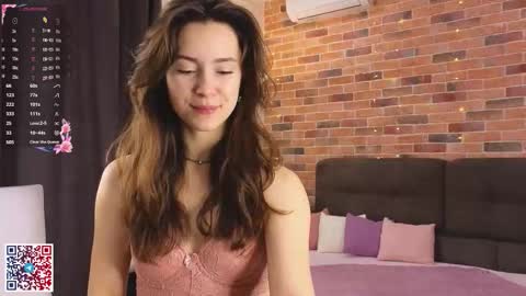 Chloe online show from October 21, 6:03 am