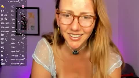 Snapshot of jasminedaze888 chatting on March 25, 12:05 am Jasmine Daze online show from March 25, 12:05 am