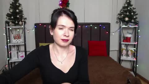 Snapshot of jasminekouch chatting on December 26, 12:25 am JasmineKouch online show from December 26, 12:25 am