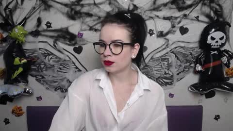 Snapshot of jasminekouch chatting on October 19, 5:24 pm JasmineKouch online show from October 19, 5:24 pm