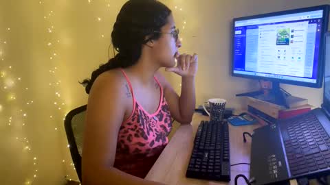Jasmine online show from March 3, 12:22 pm