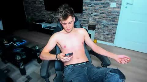 JasoN online show from November 16, 12:16 am