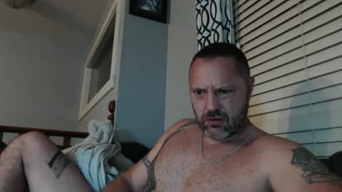 Snapshot of jasonskink99 chatting on October 18, 8:37 am jasonskink99 online show from October 18, 8:37 am