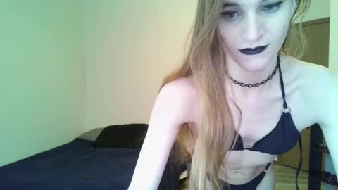 Snapshot of jasperargyle chatting on December 13, 8:14 pm JasperArgyle online show from December 13, 8:14 pm