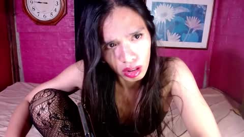 Snapshot of jassiemiles chatting on February 23, 5:39 pm Jassie online show from February 23, 5:39 pm