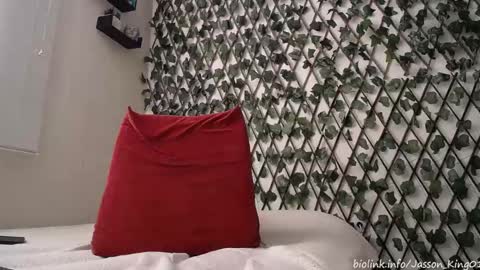 JKing  online show from September 25, 9:40 pm