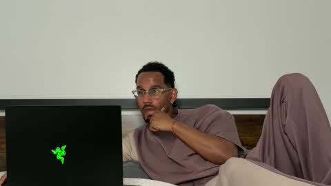 Snapshot of jav1eranisao chatting on February 2, 6:12 am Jorge online show from February 2, 6:12 am