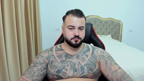  Javi  online show from December 7, 4:47 pm