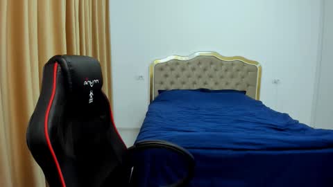  Javi  online show from September 21, 7:59 pm