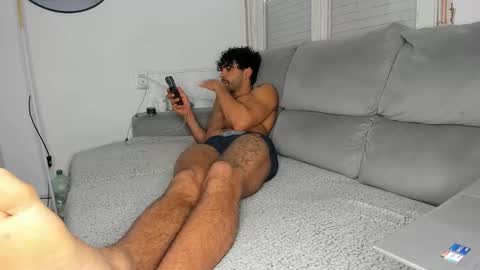 Snapshot of javierandaniel chatting on February 3, 4:23 pm Javier online show from February 3, 4:23 pm