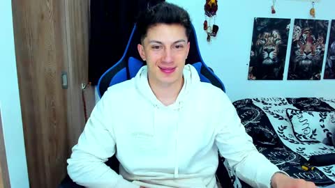 Javier online show from January 22, 7:56 pm