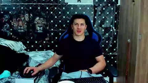 Javier online show from March 5, 5:47 am