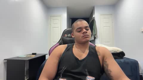 Snapshot of javiricorich chatting on February 7, 1:31 am javiSdick online show from February 7, 1:31 am