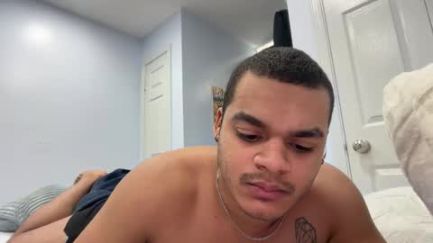Snapshot of javiricorich chatting on February 25, 9:24 pm javiSdick online show from February 25, 9:24 pm