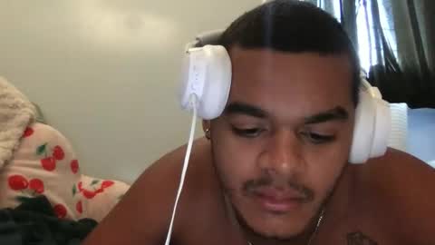 Snapshot of javiricorich chatting on June 4, 9:54 pm javiSdick online show from June 4, 9:54 pm