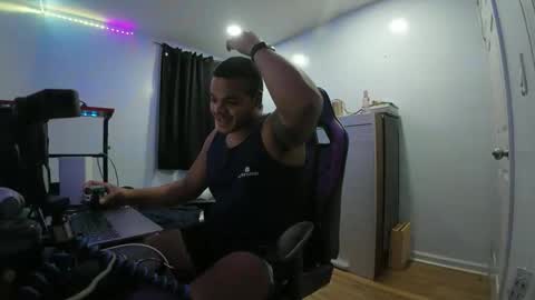 Snapshot of javiricorich chatting on June 9, 4:24 am javiSdick online show from June 9, 4:24 am