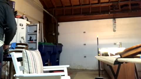 Jaws  online show from September 29, 5:45 am