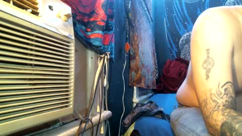 jaxxx666 online show from March 11, 4:43 am