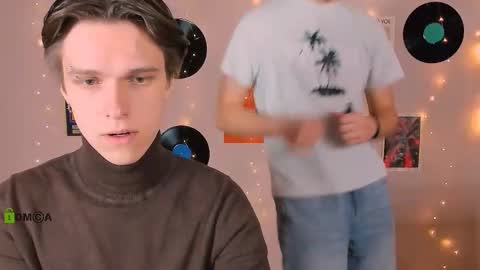 jax_telys online show from December 18, 9:37 am