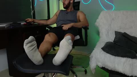 Jaxon online show from October 15, 4:12 am