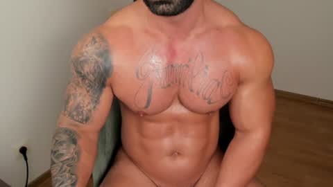 Snapshot of jaxonhunk chatting on December 19, 8:02 pm JaxonHunk online show from December 19, 8:02 pm