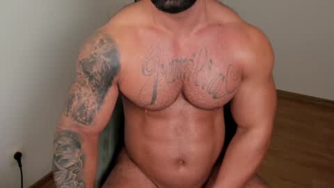 Snapshot of jaxonhunk chatting on January 29, 2:30 am JaxonHunk online show from January 29, 2:30 am