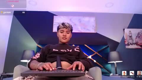 Snapshot of jaxwolf_ chatting on February 6, 3:44 am JAX online show from February 6, 3:44 am