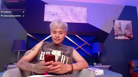 Snapshot of jaxwolf_ chatting on February 14, 3:47 am JAX online show from February 14, 3:47 am