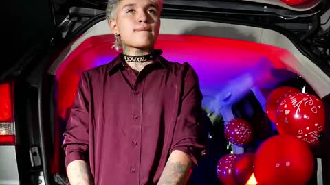 Snapshot of jaxwolf_ chatting on February 15, 3:36 am JAX online show from February 15, 3:36 am