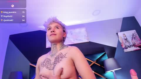 Snapshot of jaxwolf_ chatting on March 2, 7:15 am JAX online show from March 2, 7:15 am