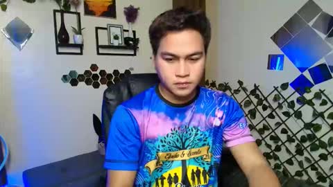 JL online show from February 3, 10:42 am