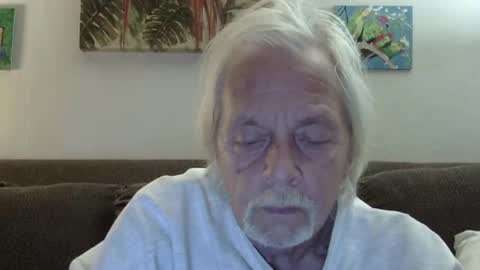 jay-jay1475 online show from January 23, 2:44 am