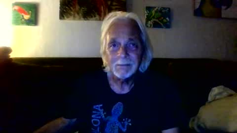 jay-jay1475 online show from May 10, 10:15 pm