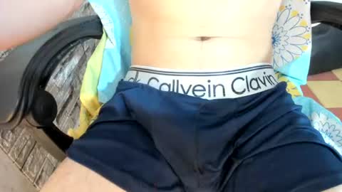 Snapshot of jay_peep chatting on July 9, 11:42 pm jay_peep online show from July 9, 11:42 pm