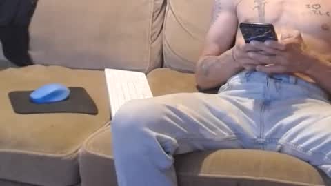 Snapshot of jay_short7863 chatting on February 6, 6:02 pm O F jay short786 online show from February 6, 6:02 pm