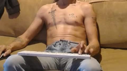 Snapshot of jay_short7863 chatting on February 13, 9:38 pm O F jay short786 online show from February 13, 9:38 pm