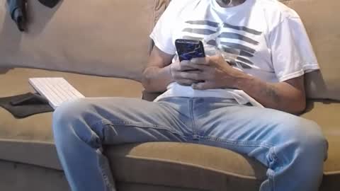 Snapshot of jay_short7863 chatting on February 15, 9:48 pm O F jay short786 online show from February 15, 9:48 pm