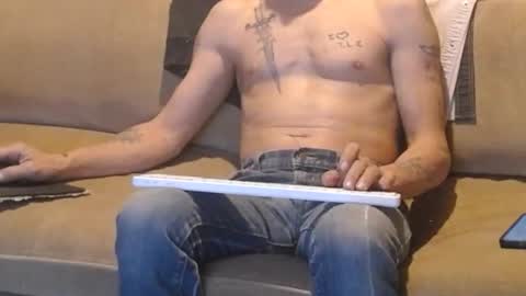 Snapshot of jay_short7863 chatting on February 21, 3:23 am O F jay short786 online show from February 21, 3:23 am