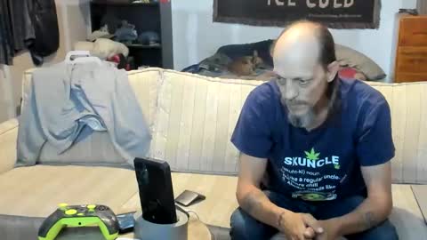 Snapshot of jay_short7863 chatting on February 24, 2:04 pm O F jay short786 online show from February 24, 2:04 pm