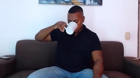 Snapshot of jay_smit chatting on May 22, 6:13 pm jay smit online show from May 22, 6:13 pm